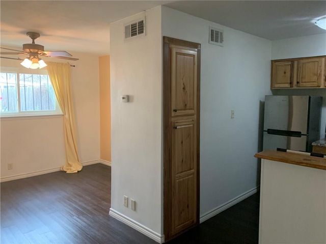 1111 W 10th ST 107, Austin, TX 78703