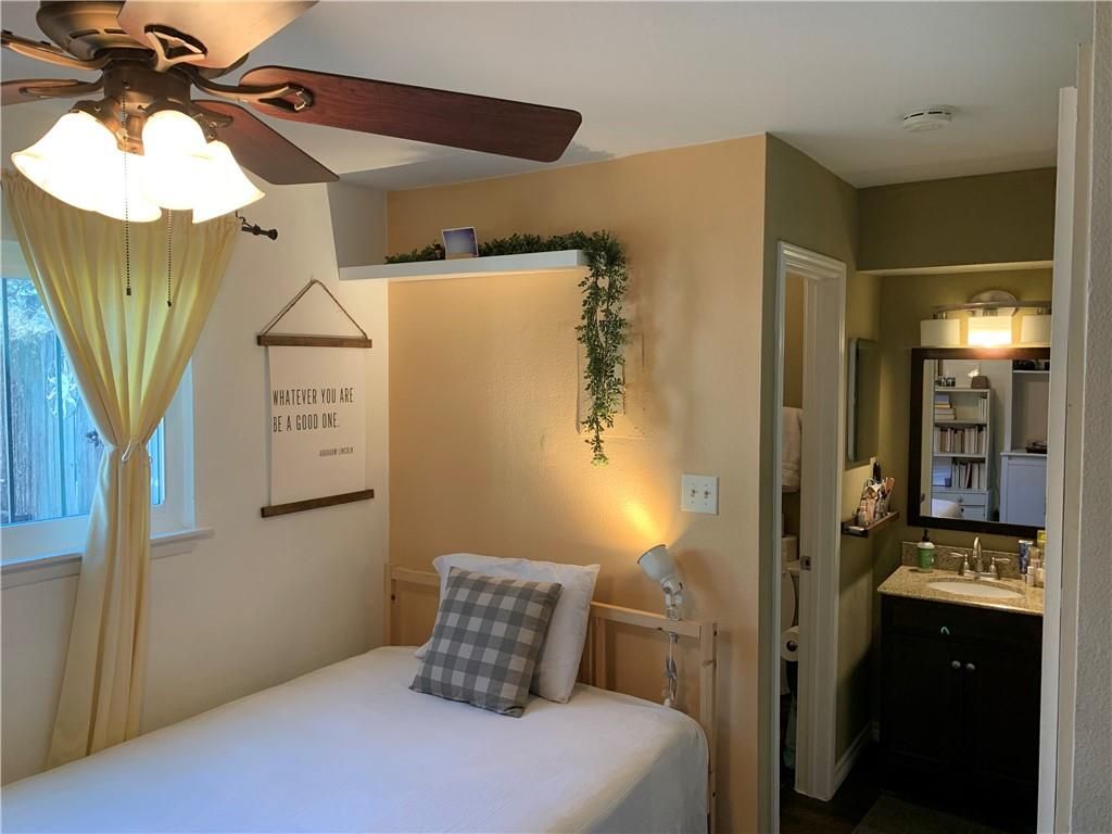 1111 W 10th ST 107, Austin, TX 78703
