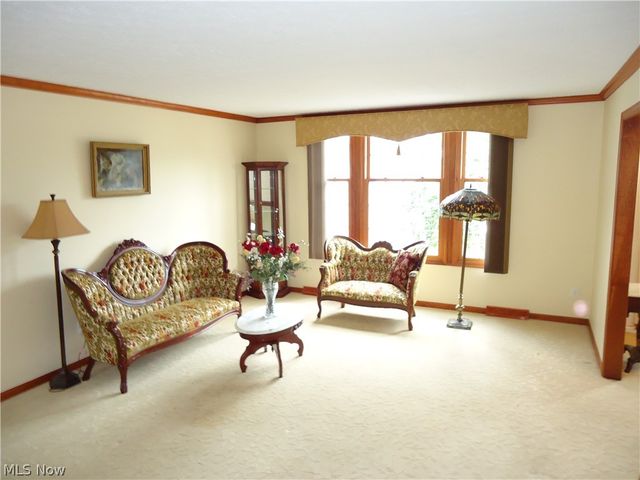2740 S Canyon Trail, Hinckley, OH 44233