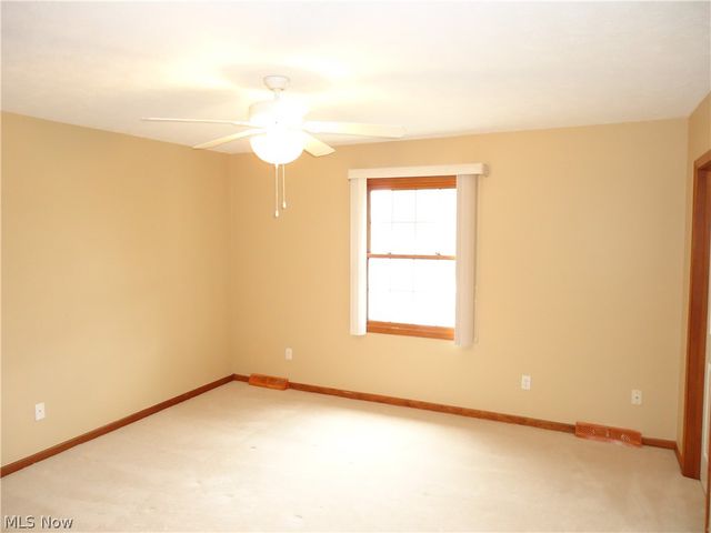 2740 S Canyon Trail, Hinckley, OH 44233