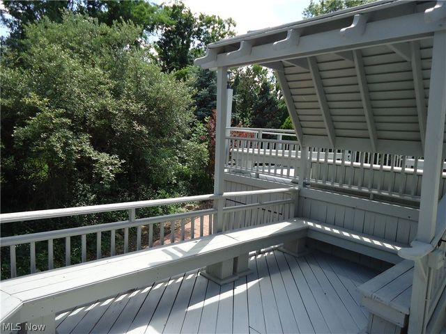 2740 S Canyon Trail, Hinckley, OH 44233