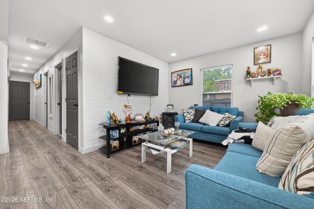 2624 JUPITER Avenue, Jacksonville, FL 32206