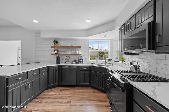 5368 E Dodd RD, Hayden, ID 83835
