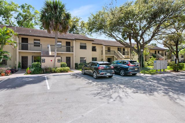 3039 S Carambola Cir Circle S 2320, Coconut Creek, FL 33066