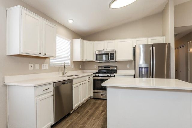 10906 W Cambridge Avenue, Avondale, AZ 85392