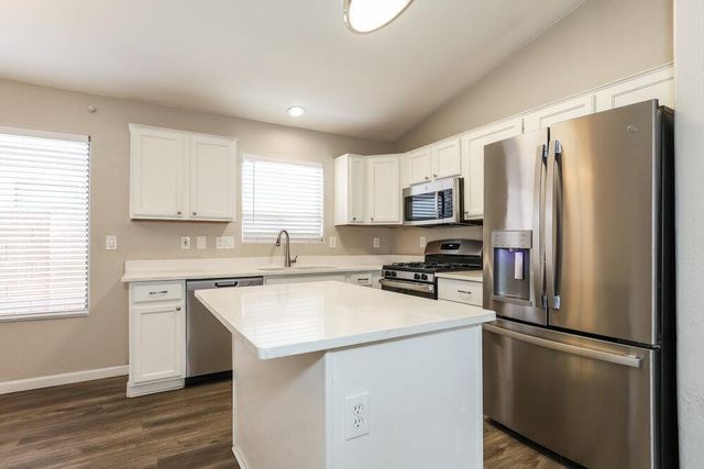10906 W Cambridge Avenue, Avondale, AZ 85392