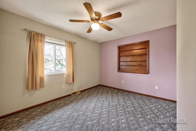156 58th Street SE, Grand Rapids, MI 49548