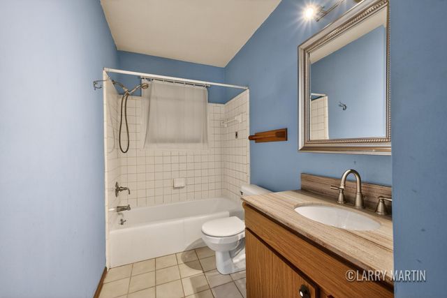 156 58th Street SE, Grand Rapids, MI 49548