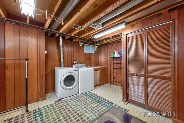 156 58th Street SE, Grand Rapids, MI 49548