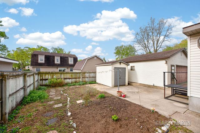 156 58th Street SE, Grand Rapids, MI 49548