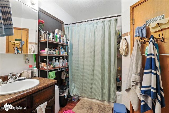 8601 Moss Court, Anchorage, AK 99504