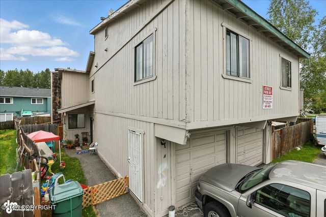 8601 Moss Court, Anchorage, AK 99504