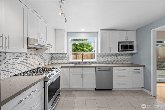 1808 116th Drive NE, Lake Stevens, WA 98258