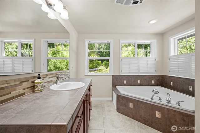 1808 116th Drive NE, Lake Stevens, WA 98258