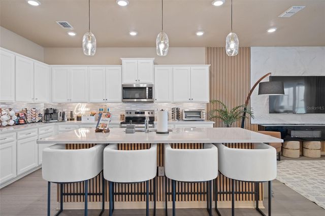 16016 SANDY CLIFFS DRIVE, Clermont, FL 34714