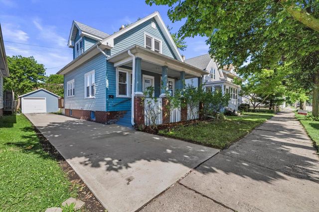 1810 Flett AVENUE, Racine, WI 53403