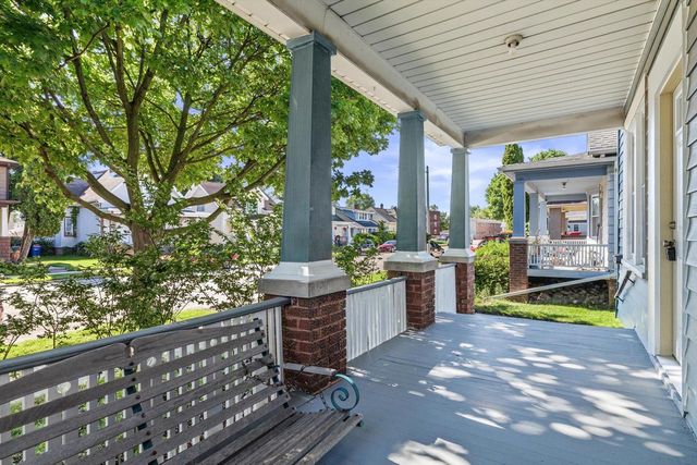 1810 Flett AVENUE, Racine, WI 53403
