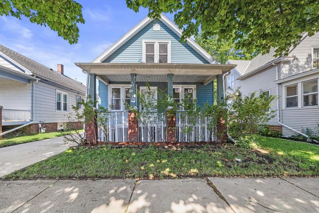 1810 Flett AVENUE, Racine, WI 53403