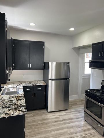 1810 Flett AVENUE, Racine, WI 53403