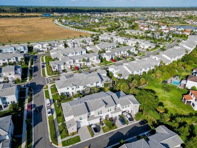 16401 Milenium Court, Westlake, FL 33470