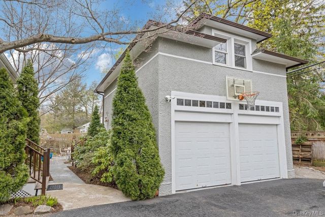 150 Harwood Avenue, Sleepy Hollow, NY 10591