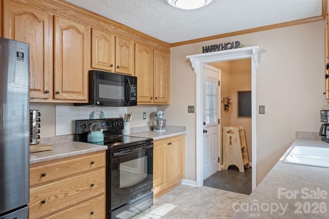 212 Woody Court, Gastonia, NC 28056