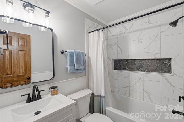 212 Woody Court, Gastonia, NC 28056