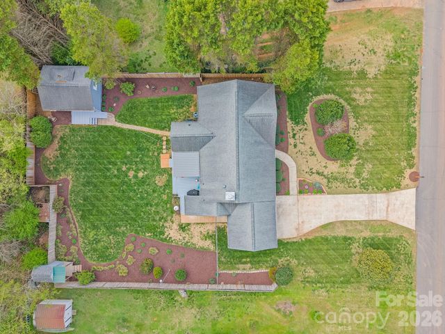 212 Woody Court, Gastonia, NC 28056