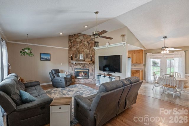 212 Woody Court, Gastonia, NC 28056