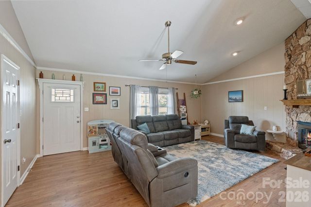 212 Woody Court, Gastonia, NC 28056