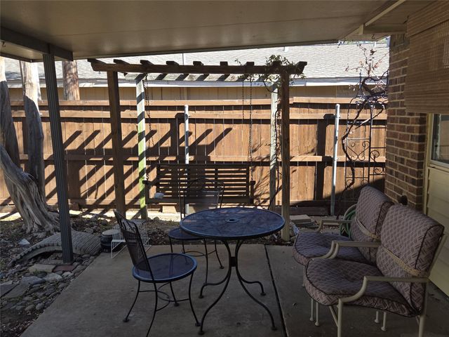 1405 Carnation Drive, Lewisville, TX 75067