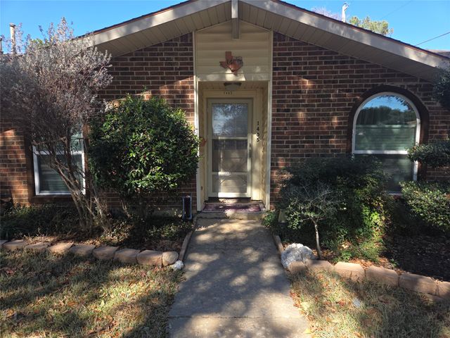 1405 Carnation Drive, Lewisville, TX 75067