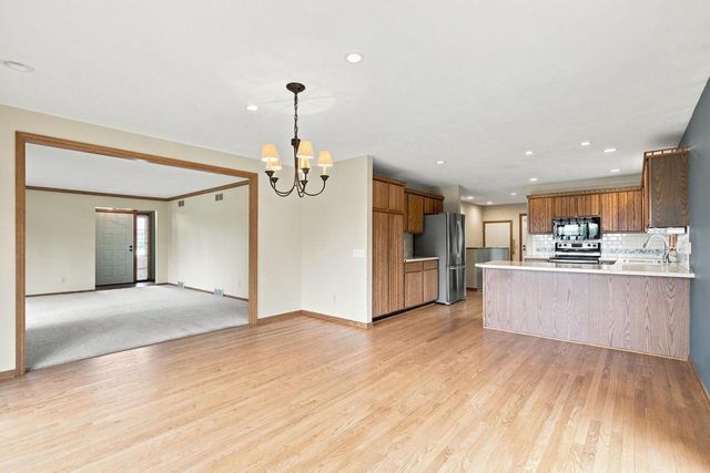 7975 Stagecoach Road, Cross Plains, WI 53528