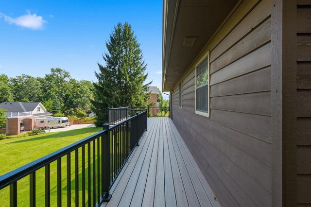 7975 Stagecoach Road, Cross Plains, WI 53528