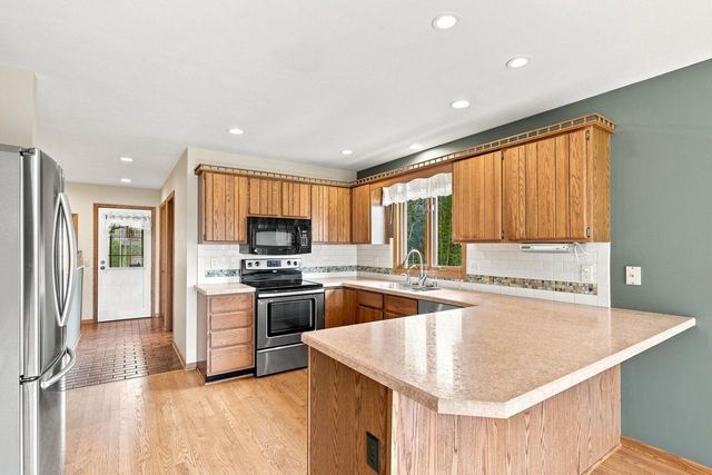 7975 Stagecoach Road, Cross Plains, WI 53528