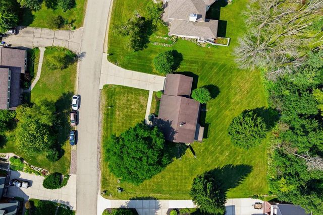 7975 Stagecoach Road, Cross Plains, WI 53528