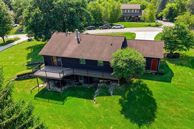 7975 Stagecoach Road, Cross Plains, WI 53528
