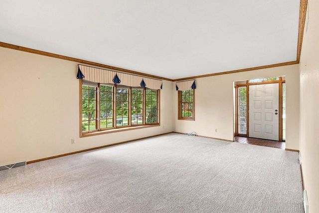 7975 Stagecoach Road, Cross Plains, WI 53528