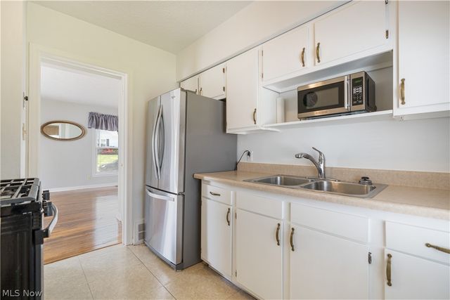 1646 Evergreen Avenue, Akron, OH 44301