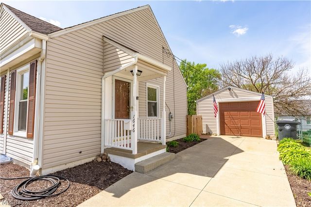 1646 Evergreen Avenue, Akron, OH 44301