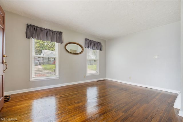 1646 Evergreen Avenue, Akron, OH 44301