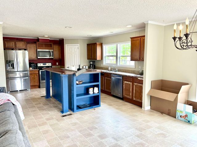 6408 Greenfield Drive, Spartanburg, SC 29303