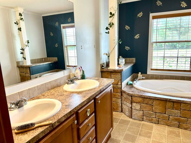 6408 Greenfield Drive, Spartanburg, SC 29303