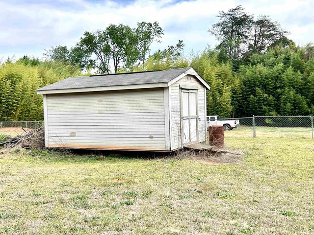 6408 Greenfield Drive, Spartanburg, SC 29303
