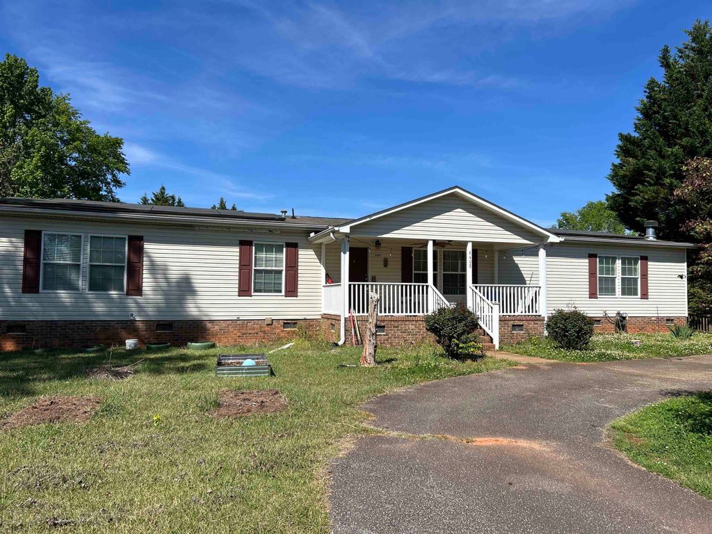 6408 Greenfield Drive, Spartanburg, SC 29303