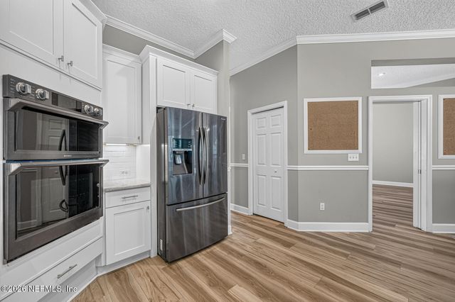 7757 BURNT OAK Trail, Jacksonville, FL 32256