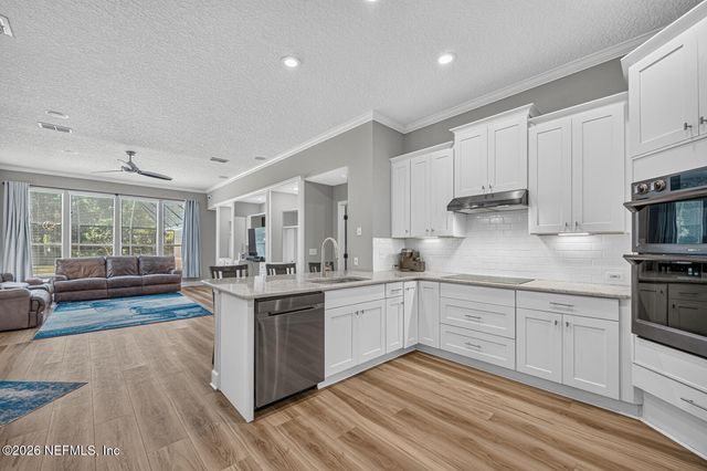 7757 BURNT OAK Trail, Jacksonville, FL 32256