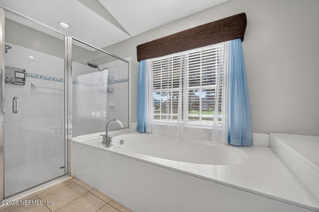 7757 BURNT OAK Trail, Jacksonville, FL 32256