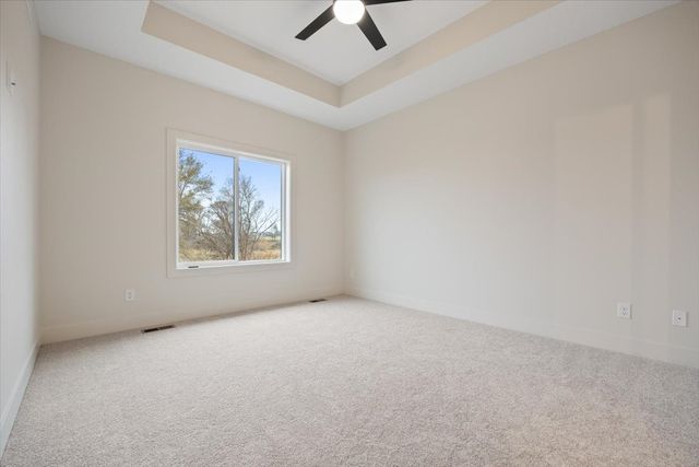 635 NW Rosemont Drive, Waukee, IA 50263