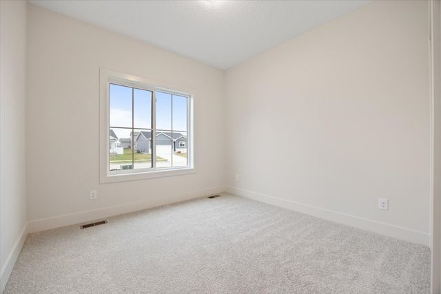 635 NW Rosemont Drive, Waukee, IA 50263